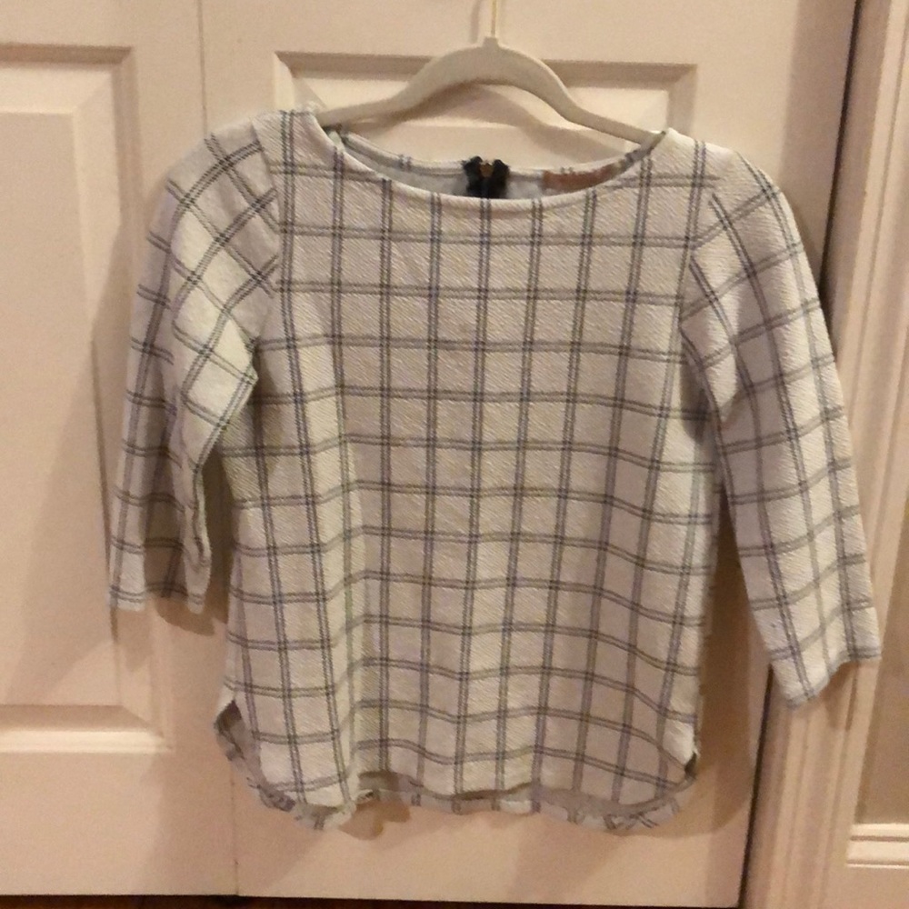 Casual Couture top